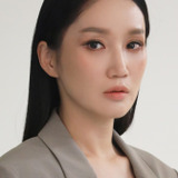 박보경 — Gil-soo's wife