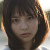 Momoka — The Woman Who Stares