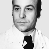 José María Prada — Vigilante con botella de champán