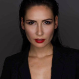 Zuzana Pillmann — Flapper
