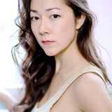 Эмили Пиггфорд — Captain Jenny