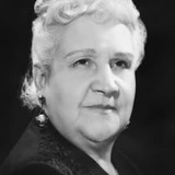 Prudencia Grifell — Sra. Olea, madre de Manuel