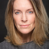 Anna Nicholas — Ex-Girlfriend