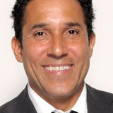 Oscar Nuñez — Self