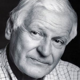 Jerzy Molga — Resistance Member (uncredited)