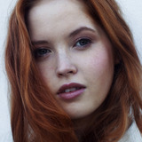 Ellie Bamber — Mary