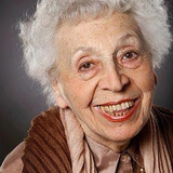 Márta Bakó — Kerzenverkäuferin