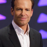 Mark Thompson — TV Anchor