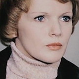 Angelika Waller — Eva Braun