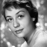 Анни Жирардо — Nadia