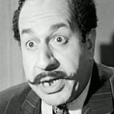 Abdel Moneim Ismail — متفرج في المولد