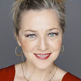 Pilar Castro — Madre de Mónica y Carla