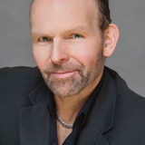 Алекс Зивак — Thug (uncredited)