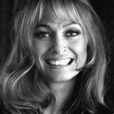 Suzy Kendall — Julia