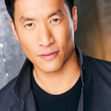 Стивен Ойонг — Akihiko