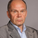 Nikolay Kharitonov — dyadya Seva, predsedatel gorsoveta