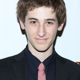 Noah Robbins — Agent Munsey