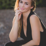 Amber Goetz — White Girl