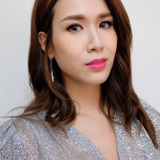 Lisa Chong Si-Ming — Janet