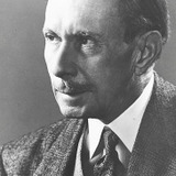 Wedgwood Nowell — Englishman (uncredited)