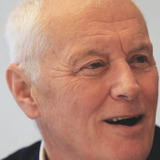 Барри Хирн — Self - Chairman of Professional Darts Corporation