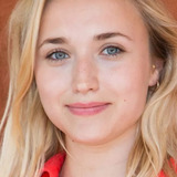 Chloé Jouannet — Léa