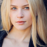 Jeanne Goursaud — Vera Maiwald