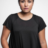 Eileen Yañez — Elsa