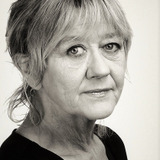 Frøydis Armand — Alcoholic woman