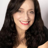 Betsy Hammer — Singer (uncredited)