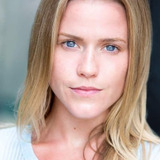 Kirsty Oswald — Garden Room Girl