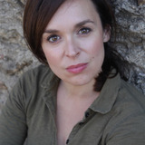 Jennie-Anne Walker — Présentatrice TV