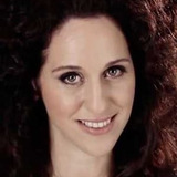 Leonor Svarcas — Estrella
