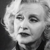 Hélène Surgère — Yvonne