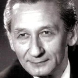 Qiu Yuefeng — Narrator (voice)