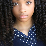 Sanai Victoria — Lola