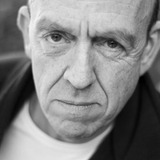 Энди де ла Тур — Journalist