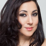 Laura de Ita — Dependienta Zapatería