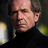 Nik Pjeternikaj — Detective (uncredited)