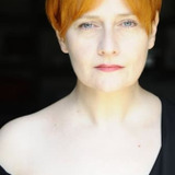 Alessandra Muccioli — dottoressa USL