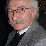 حسام تحسين بيك — المستشار