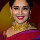 Madhuri Dixit — Jhumri
