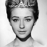 Christine Kaufmann — Miriam