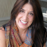 Dana E. Glauberman — Hotel Phone Operator (voice) (uncredited)