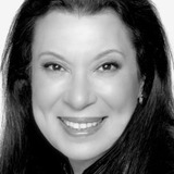 Shelley Morrison — Aunt Carmen