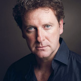 Risteard Cooper — Captain Simonson