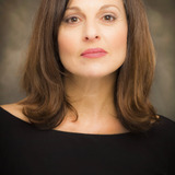 Donna Magnani — Cheryl Roberts