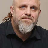 Шон Крейен — Himself