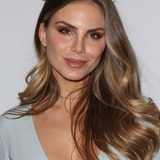 Nina Seničar — Nina