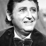 Luis Manuel Pelayo — Tendero Español